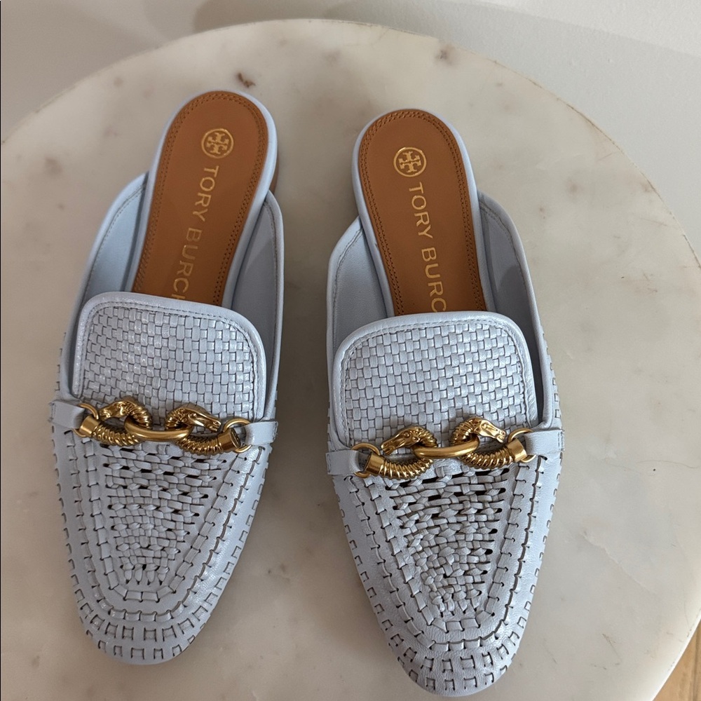 Tory Burch $348 Jessa Woven Backless
Loafer Icy Blue Crisp sz 10 great condition